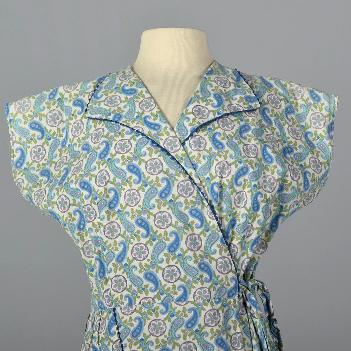 1950s Cotton Print Wrap Dress