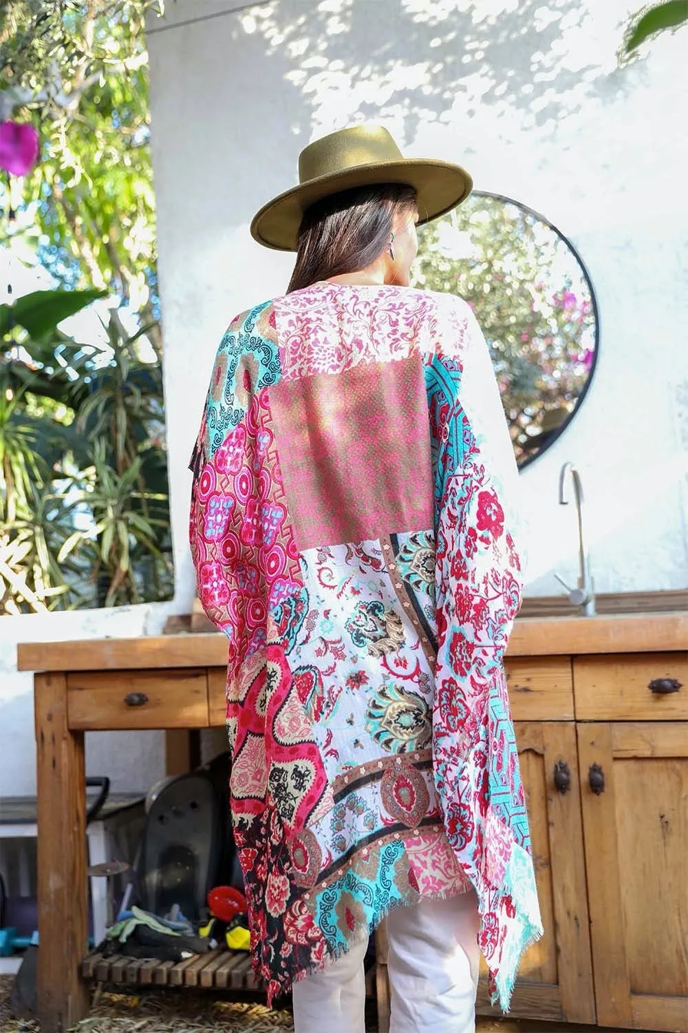 ADELAIDE PATCHWORK PRINTED LIGHTWEIGHT KIMONO