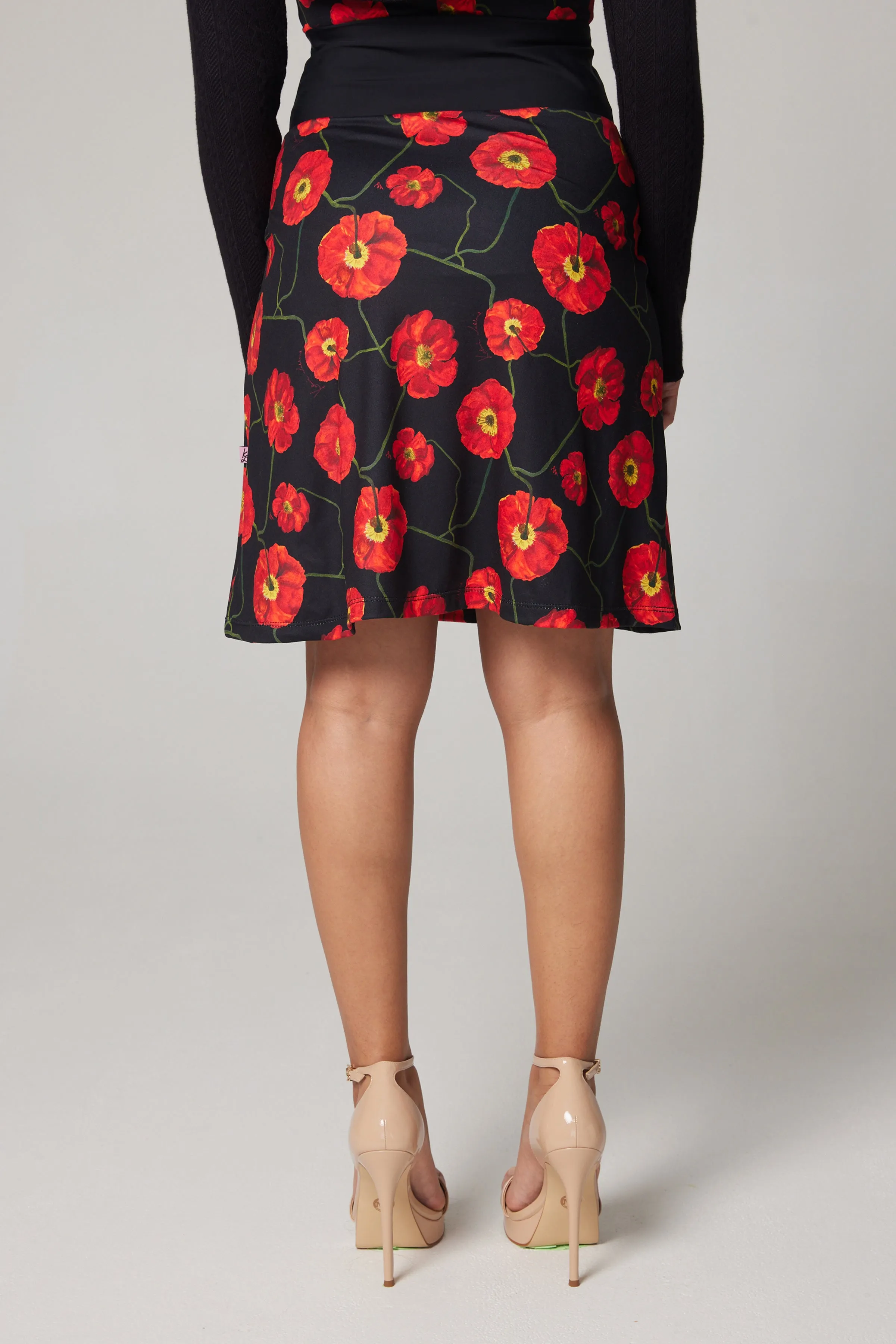 Art Skirt – Poppies