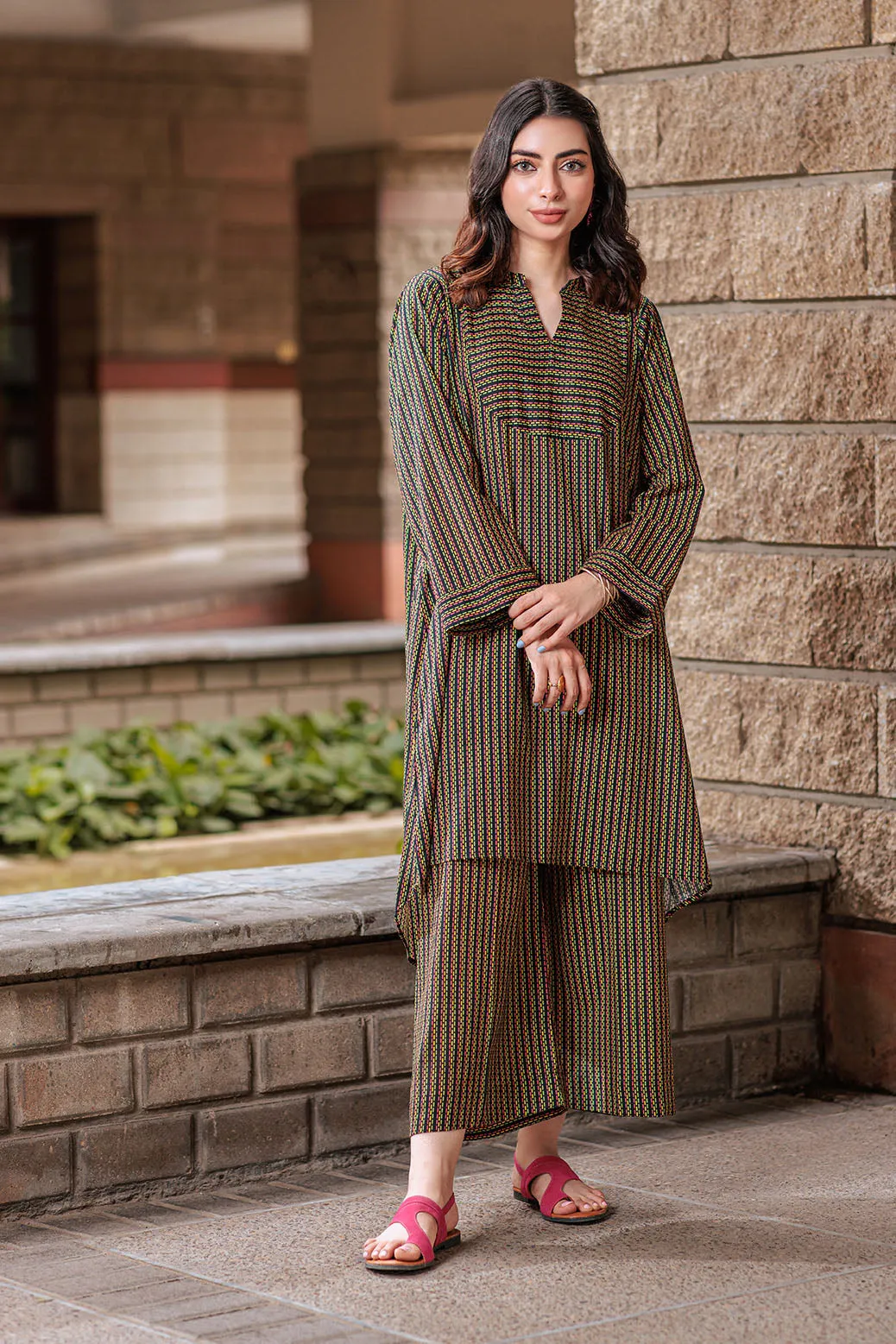 BLACK-LAWN-2 PIECE (BSSS232P29)