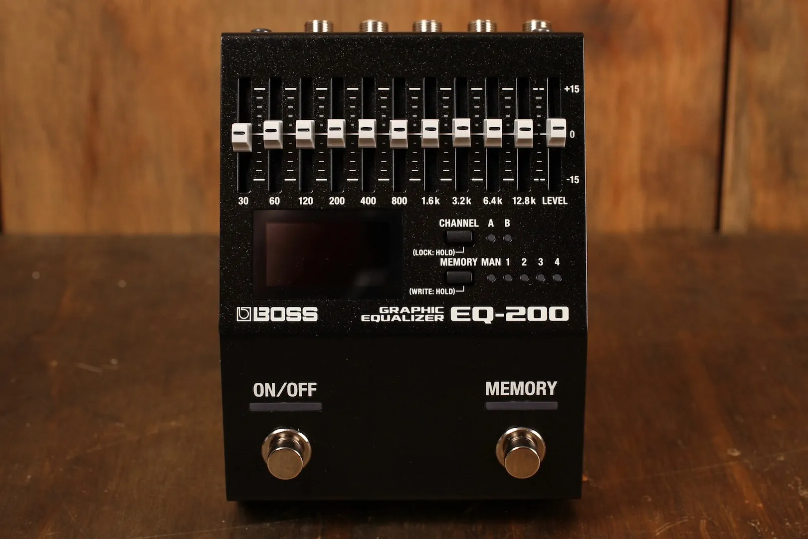 Boss EQ-200