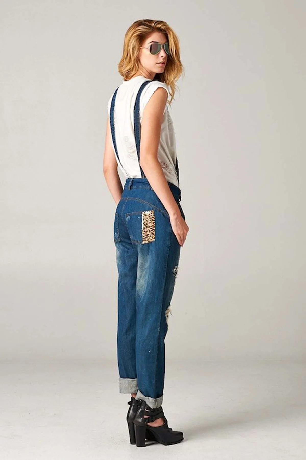 Boyfriend Jeans with Leopard Design - Women