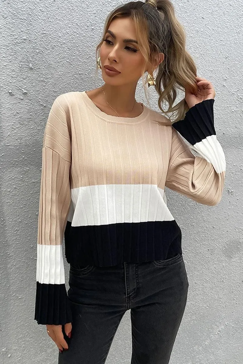 COLOR BLOCK O NECK LOOSE FIT CASUAL TOP