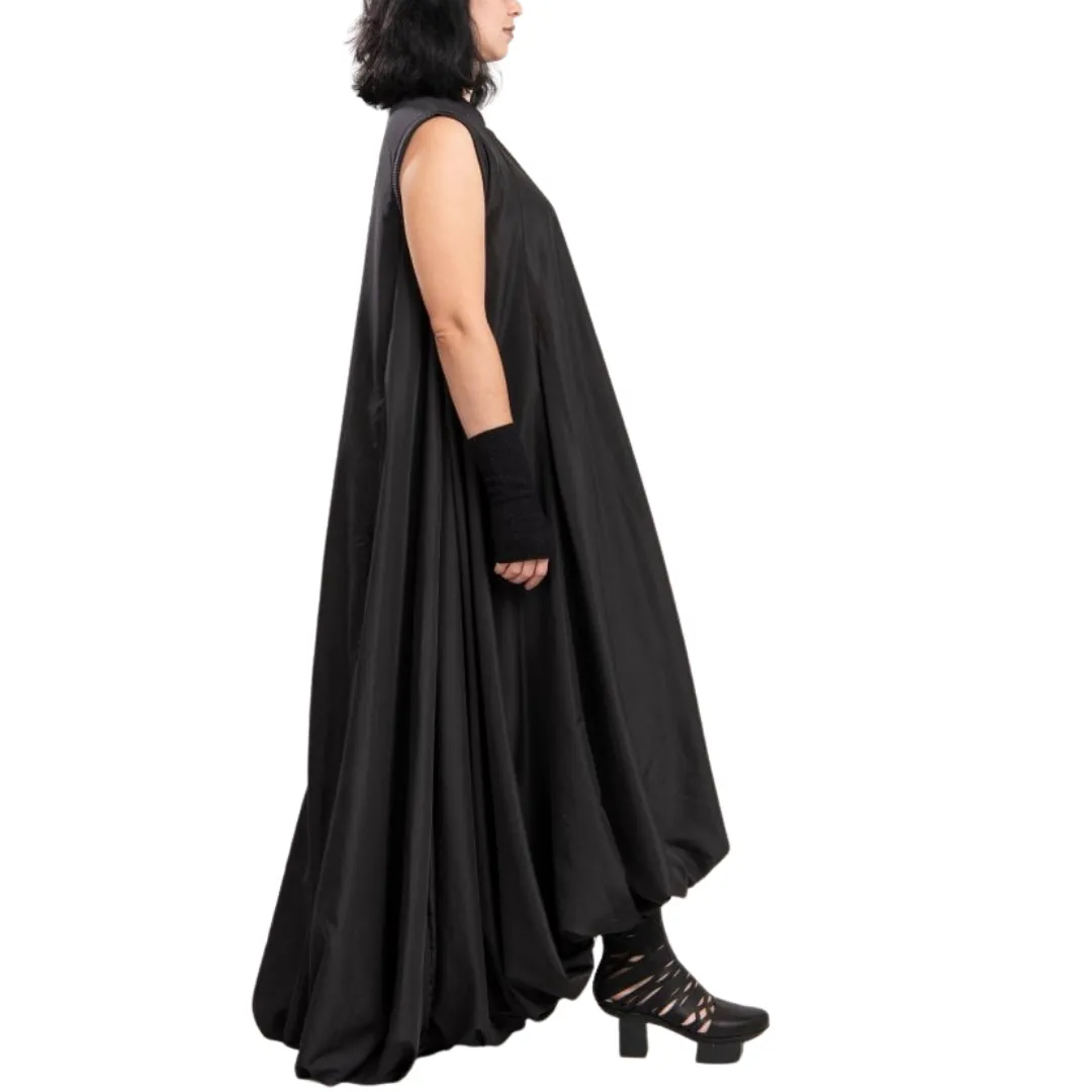 Drama Dress - Black