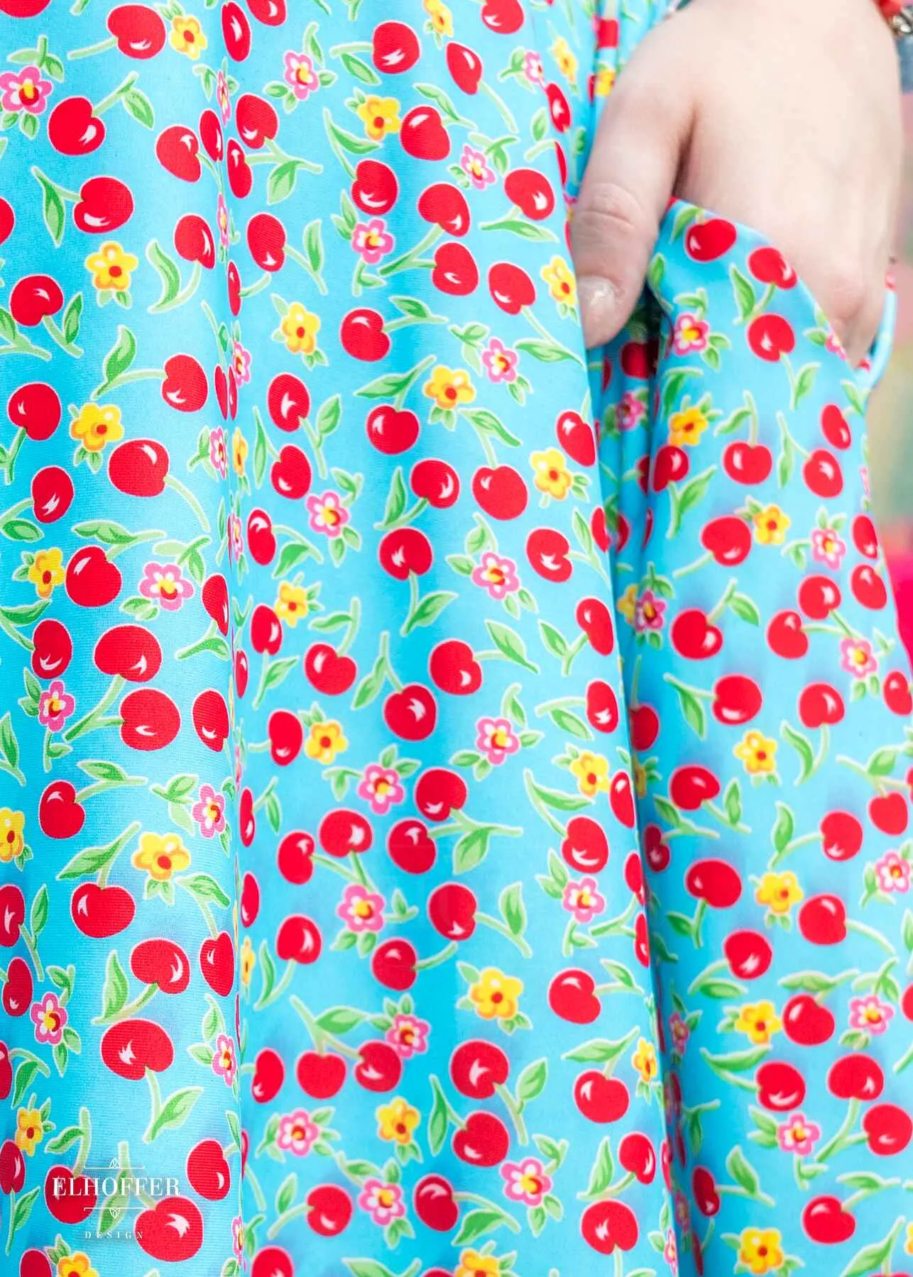 Essential Julie Skirt - Cherries