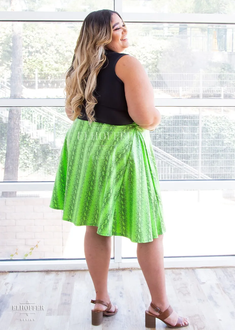 Essential Julie Skirt - Croki Green