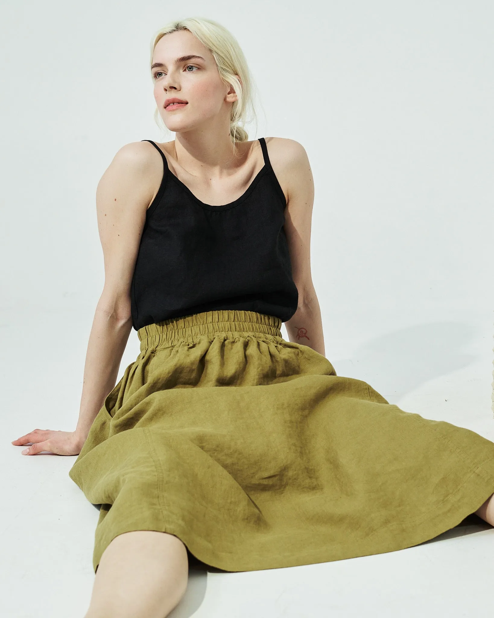 OIA gathered linen skirt (SS24)