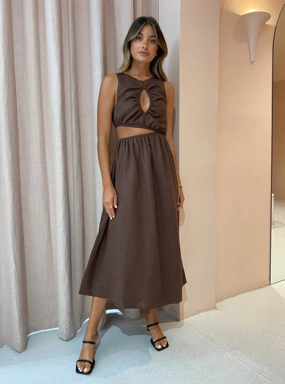 Sovere Mode Midi Dress in Chocolate