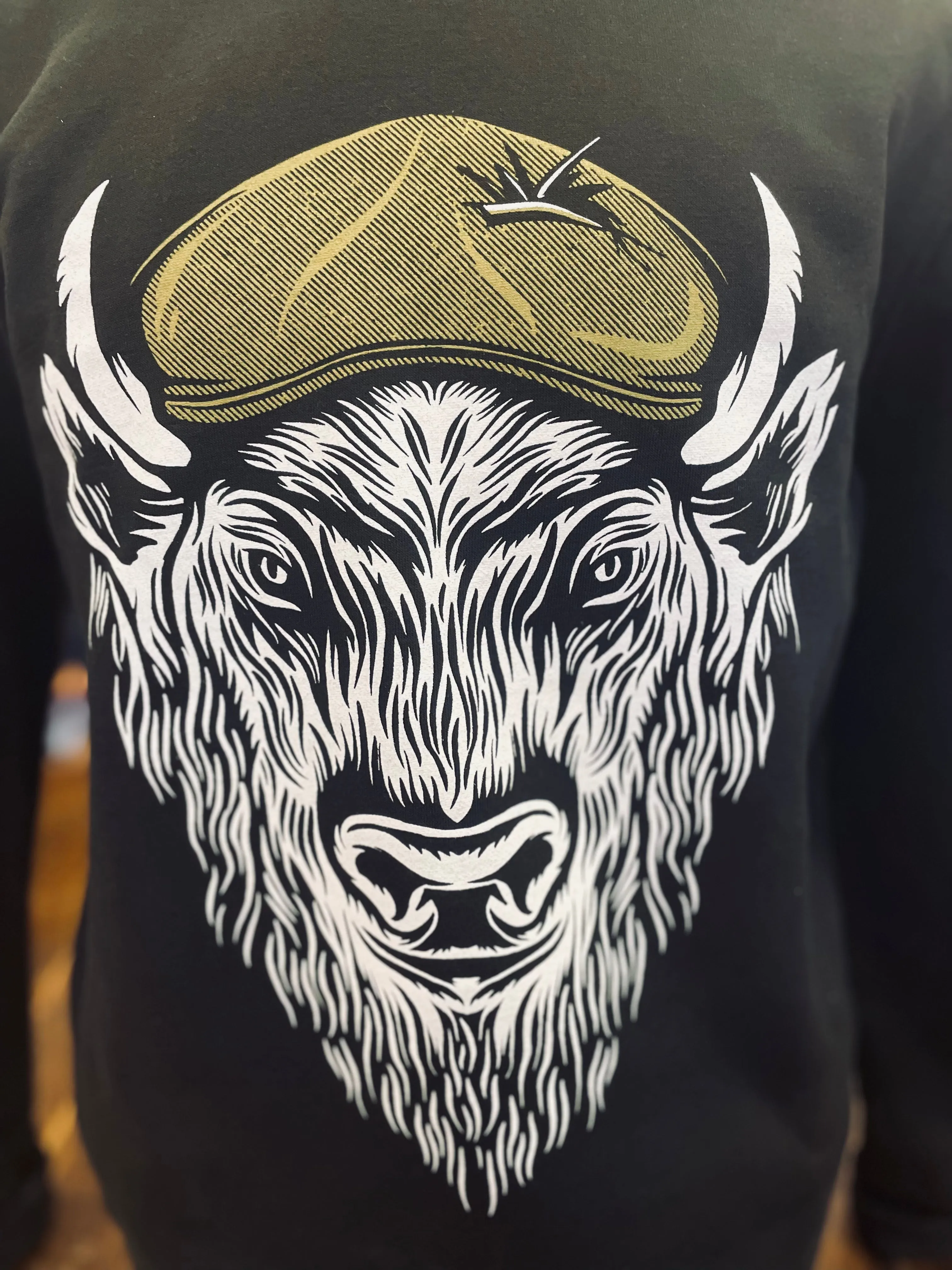 Winston’s - Bison Sweatshirt - Black