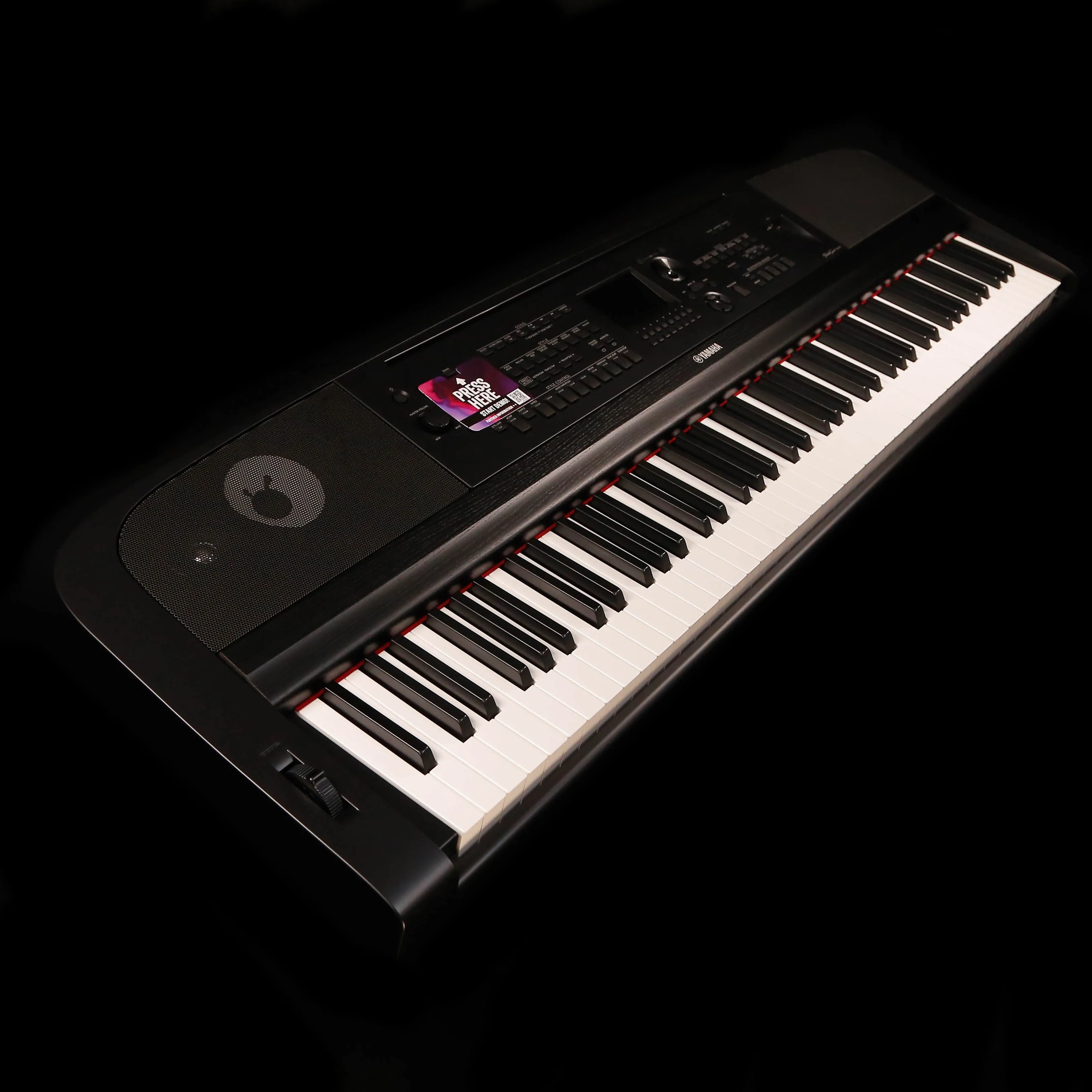 Yamaha DGX670B 88-key Arranger Piano - Black