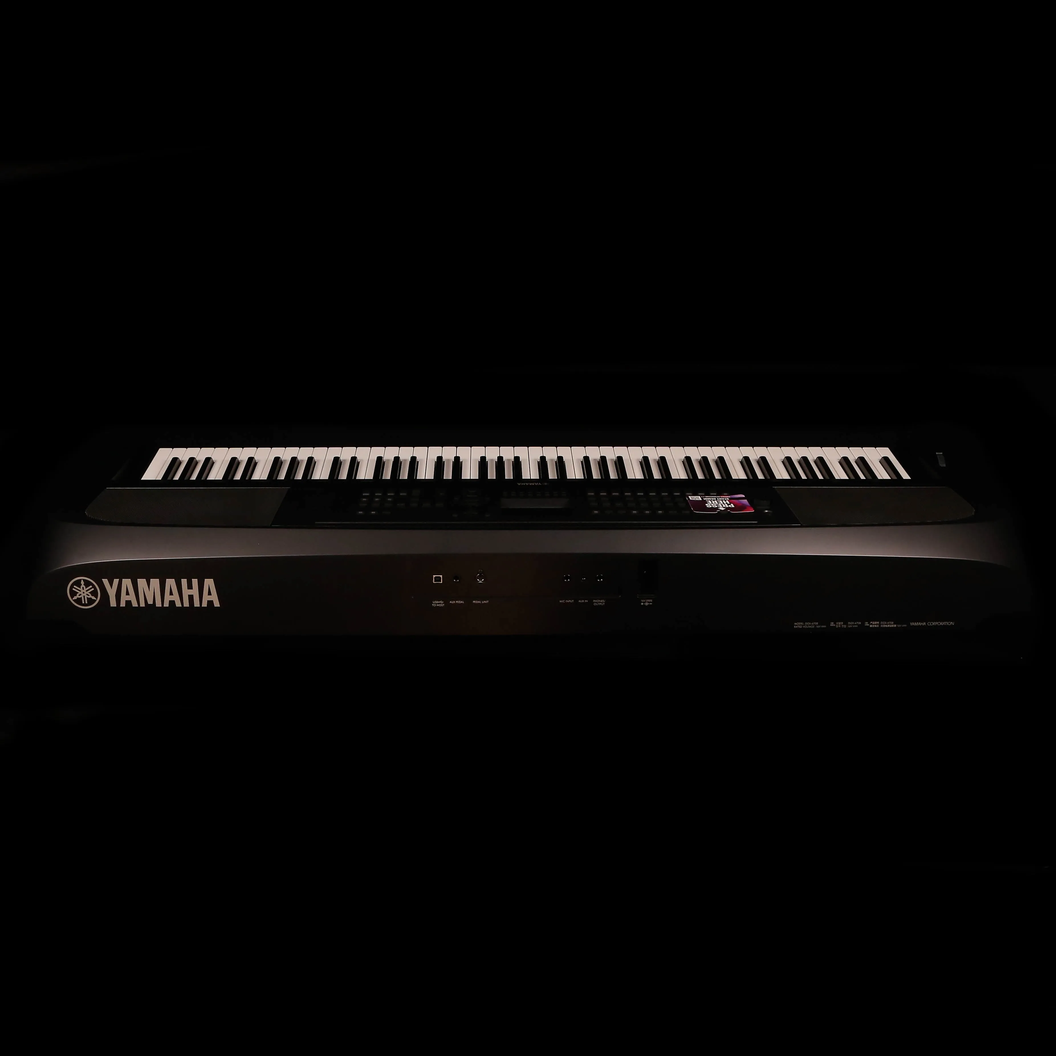 Yamaha DGX670B 88-key Arranger Piano - Black